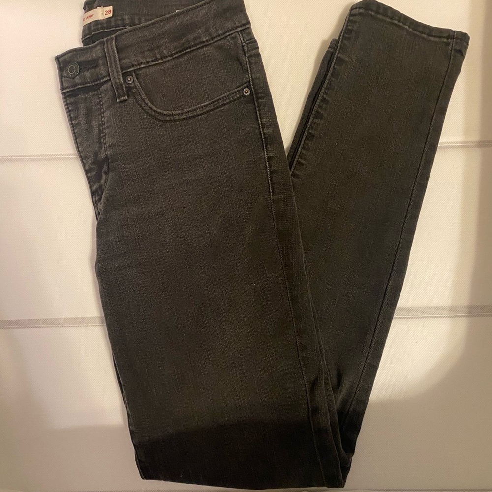 Levi’s 311 Shaping Skinny Levi’s Jean